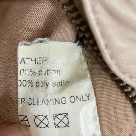 AnnaRita N genuinely leather Moto jacket in cream color, gently used siz… - Picture 3 of 10